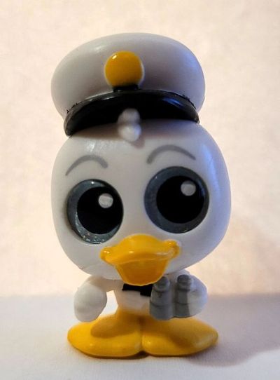 Donald Duck (Captain) Lets Go Disney Doorables