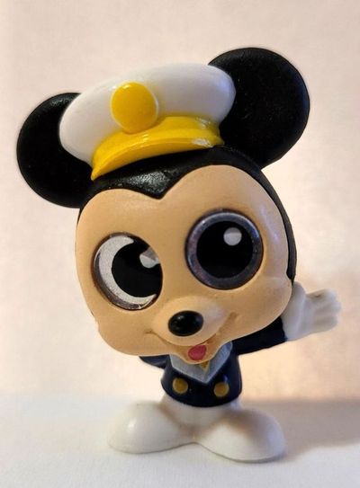 Mickey Mouse (Captain) Lets Go Disney Doorables