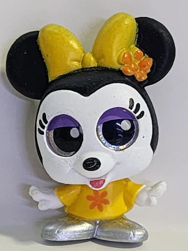 Minnie Mouse (70s) Series 9 Disney Doorables