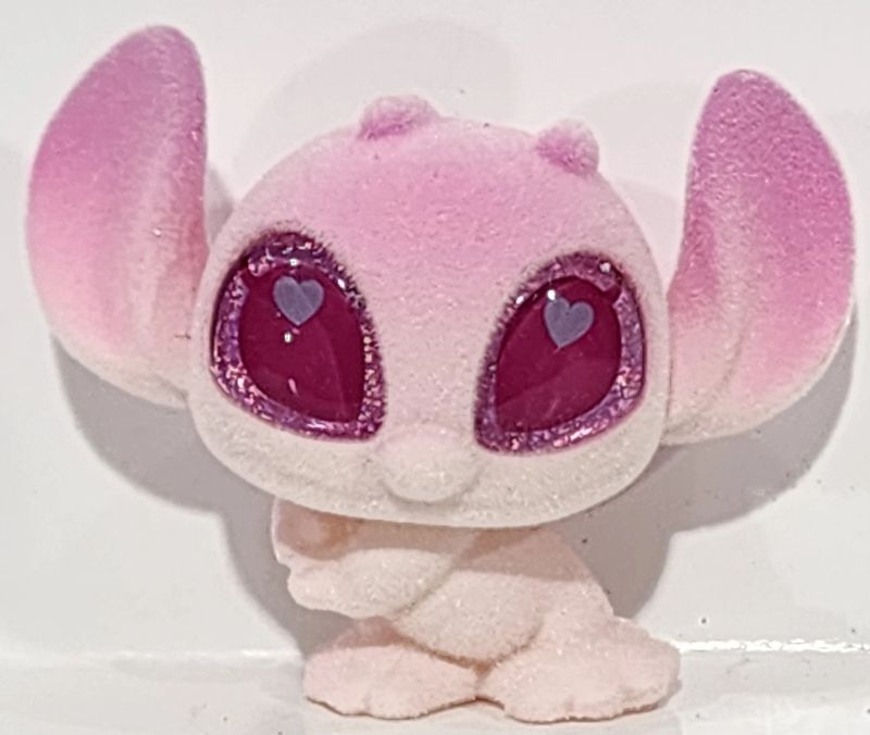 Angel Valentines 25 Disney Doorables