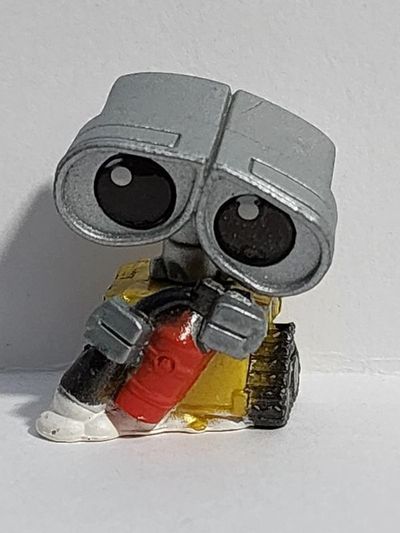 Wall-E Valentines Capsules 25 Disney Doorables